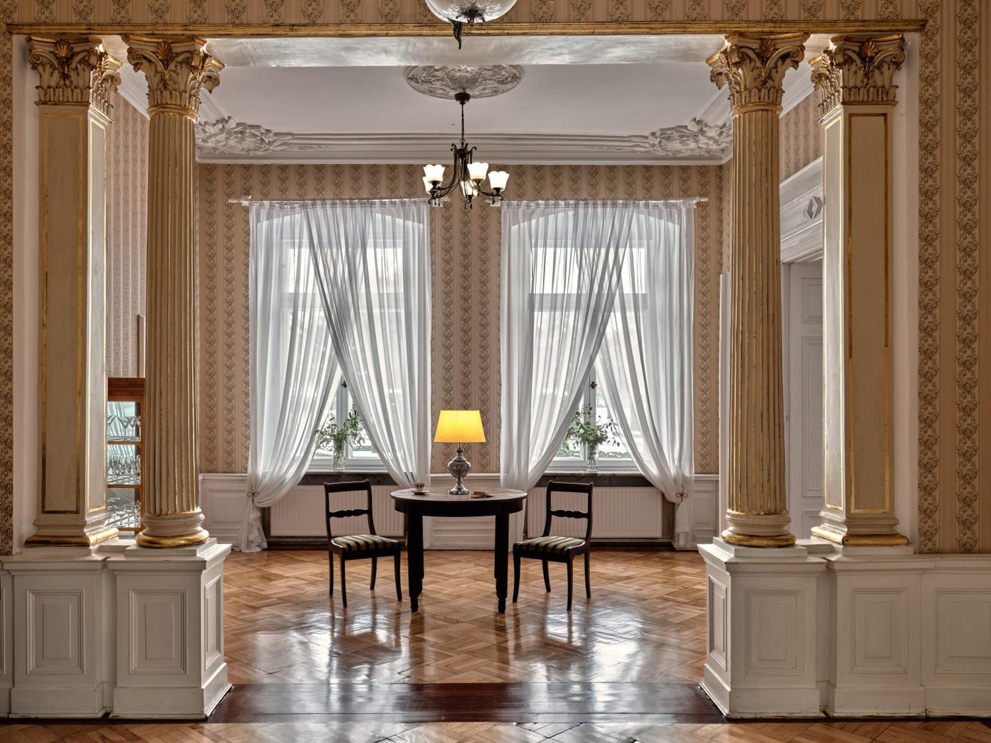 Palac Potockich W Bedlewie Bedlewo Экстерьер фото